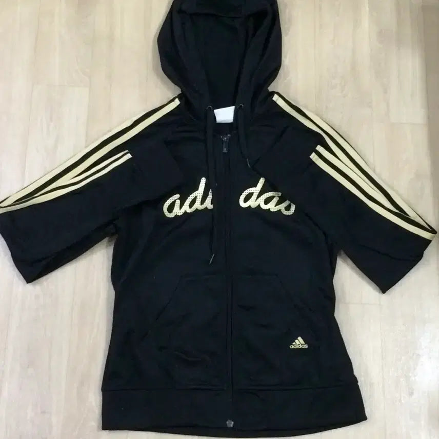 [BUNJANG] Adidas Black Hooded Zip-Up Jacket (Light Fleece) / 아디다스 져지 판매합니다
