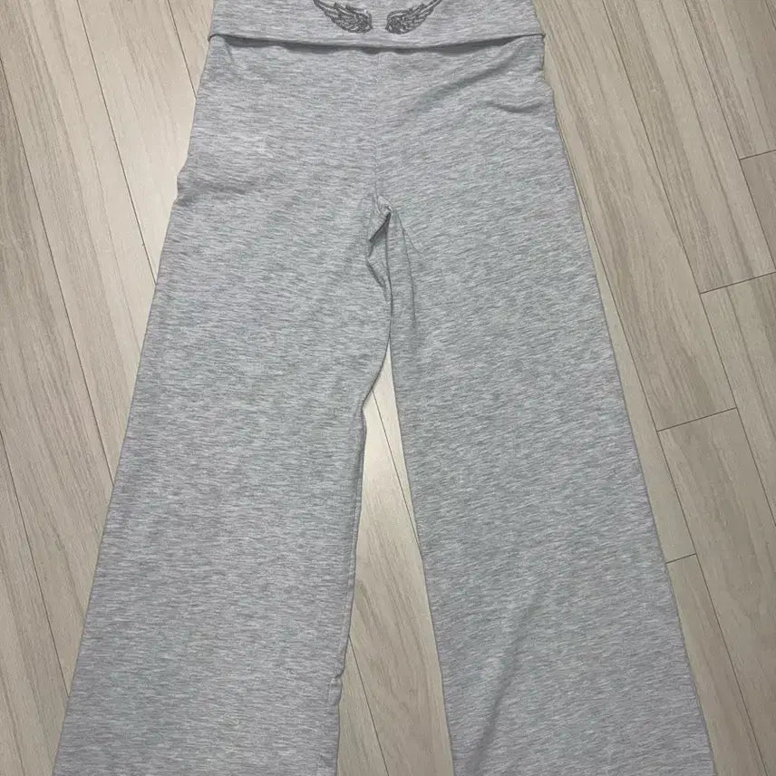 [BUNJANG] Subdued Angel Wing Pants (M) / 섭듀드 엔젤 윙 팬츠