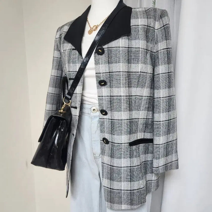 [BUNJANG] Checkered Color-Block Collar Jacket / 체크 배색 카라 자켓