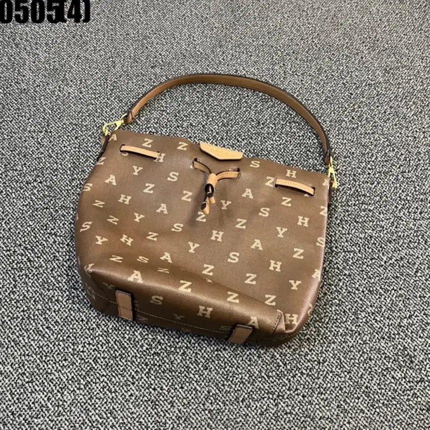 [BUNJANG] Hazzys Bucket Bag / 헤지스 버킷백 | 0505