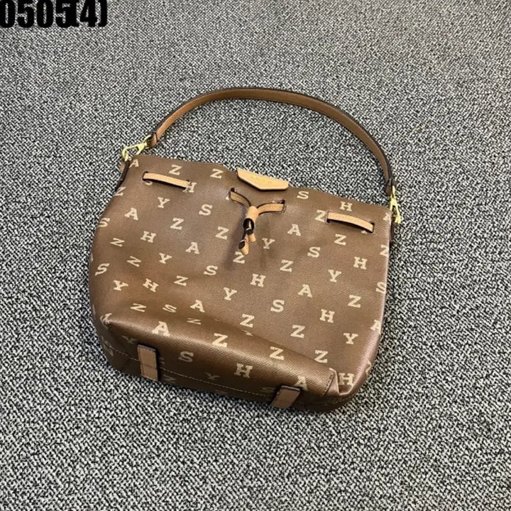 [BUNJANG] Hazzys Bucket Bag / 헤지스 버킷백 | 0505