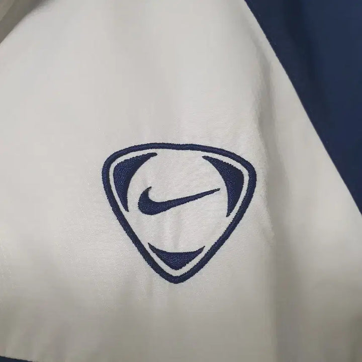 [BUNJANG] Nike Windbreaker Jacket Navy/White L (100) / 나이키 바람막이 네이비/화이트 자켓 L(100)