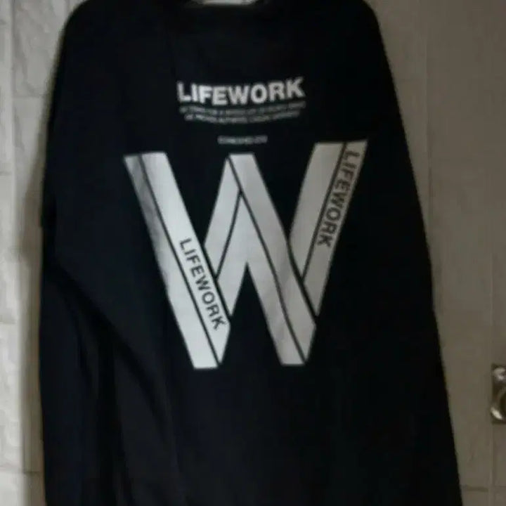 [BUNJANG] Life Work Bulldog Sweatshirt Black / 라이프워크 불독 맨투맨 블랙