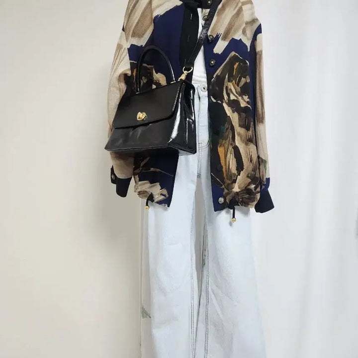 [BUNJANG] Patterned V-Neck Long Shirt Jacket / 패턴 브이넥 롱 셔츠 자켓