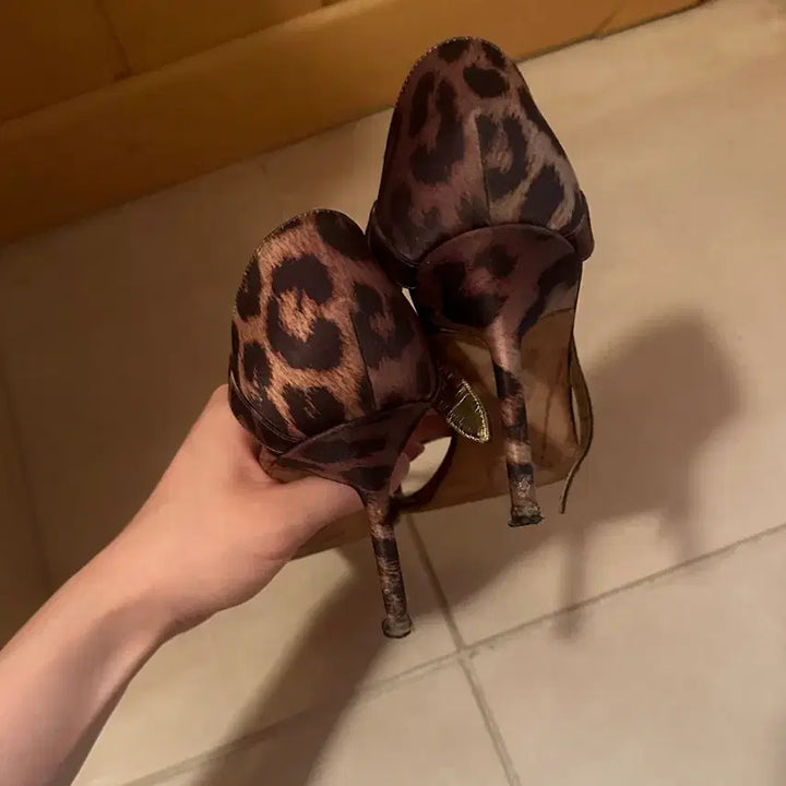 [BUNJANG] Manolo Blahnik Silk Leopard Stiletto Sandals / 마놀로블라닉 실크 레오파드 샌들 힐