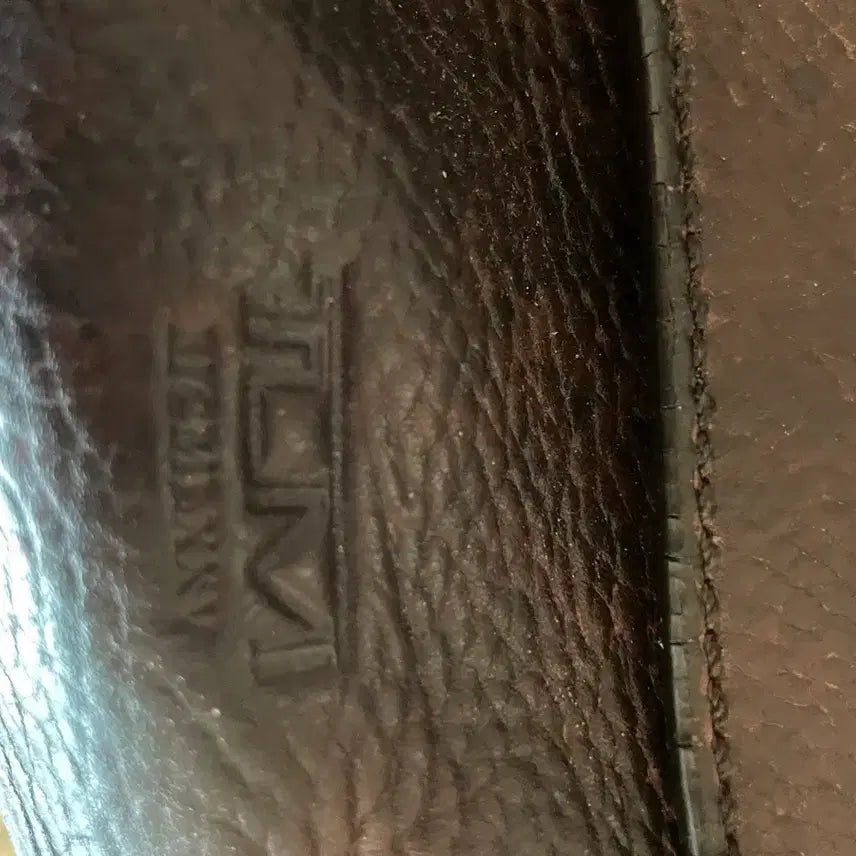 [BUNJANG] Tumi Leather Bag / 투미 가죽 가방