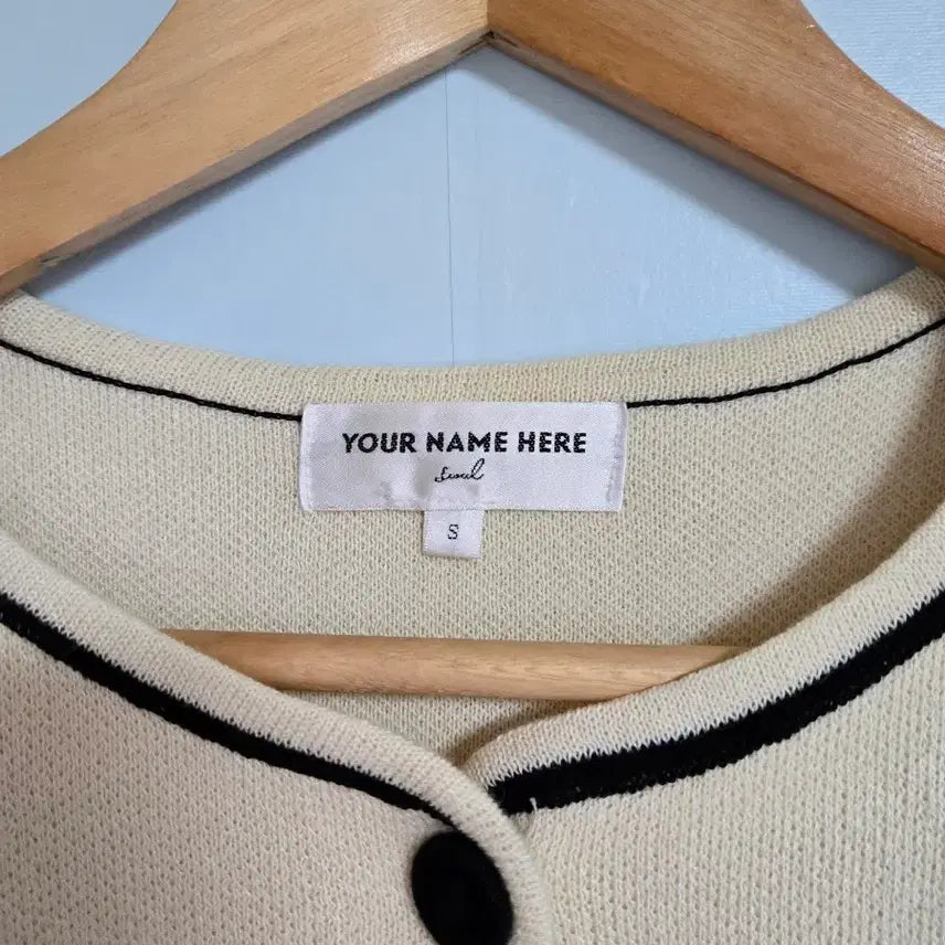 [BUNJANG] Your Name Here Cropped Cardigan Ivory S / 유어네임히얼 크롭 가디건 아이보리 S
