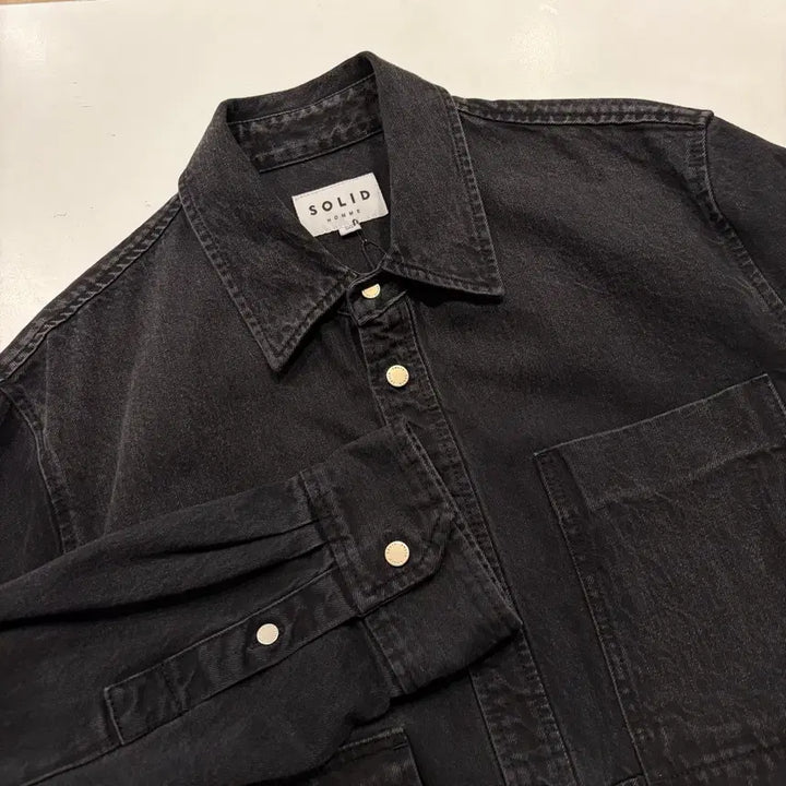 [BUNJANG] Solid Homme 20FW Black Denim Shirt Jacket / [105] 20FW 솔리드옴므 포켓 블랙 데님 셔츠 자켓
