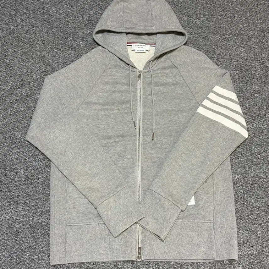 [BUNJANG] Thom Browne Diagonal Stripe Zip-Up Hoodie Size 5 / 오케이몰판) 톰브라운 사선 후드집업 5사이즈