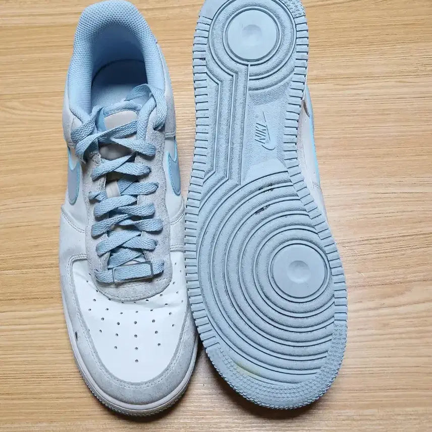 [BUNJANG] Nike Air Force 1 Sky Blue Sneakers / 나이키 에어포스1 스카이블루 운동화