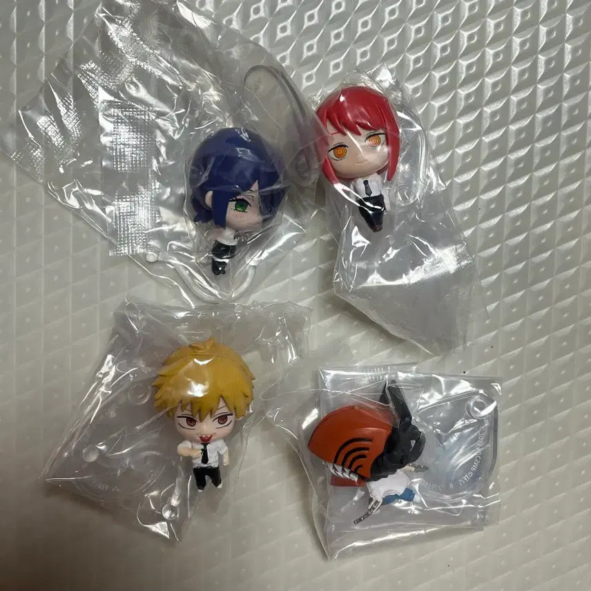 [BUNJANG] Chainsaw Man Mini Figure Gacha Set / 체인소맨 미니피규어 가챠 4종 일괄판매