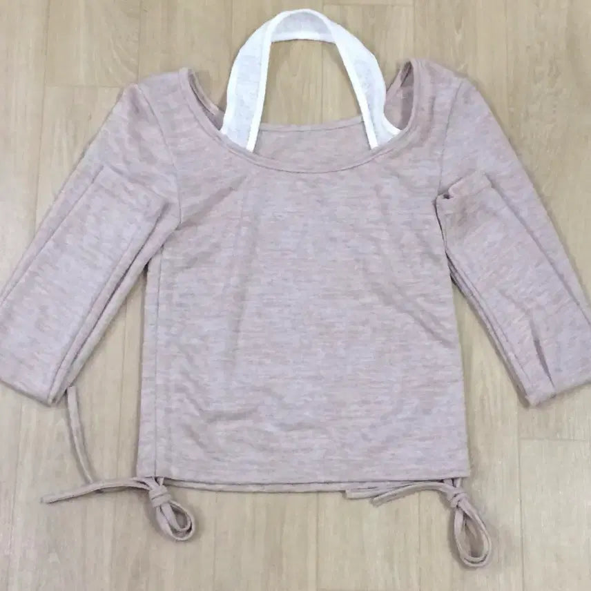 [BUNJANG] Beige Shirring Long Sleeve T-Shirt / 베이지 밑단 셔링 티 새상품