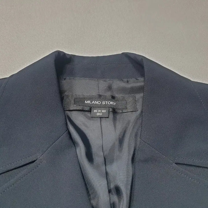 [BUNJANG] Milano Story Double Trench Coat Navy / 밀라노스토리  더블 트렌치 코트 허리끈 여성85
