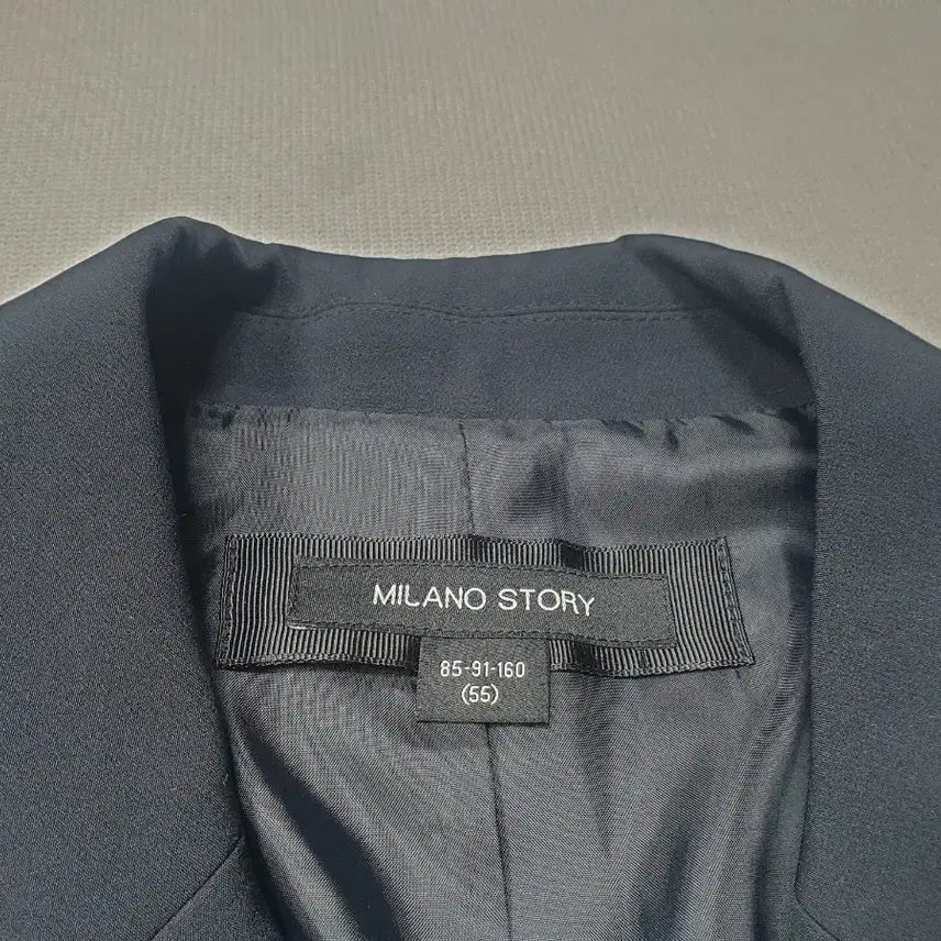 [BUNJANG] Milano Story Double Trench Coat Navy / 밀라노스토리  더블 트렌치 코트 허리끈 여성85