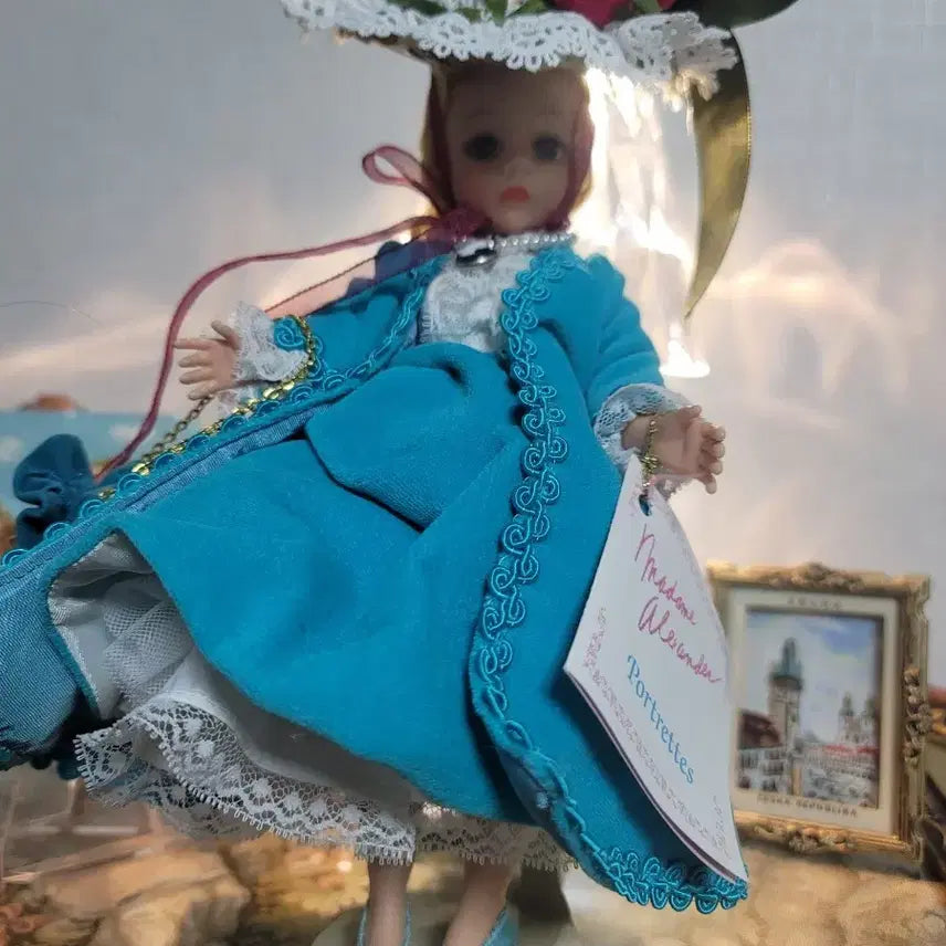 [BUNJANG] Madame Alexander Portrettes Collection Doll / 마담 알렉산더 Portrettes 인형