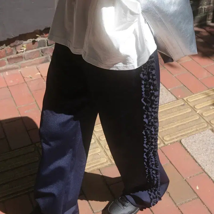 [BUNJANG] Saenggin Studio Ruffle Track Pants Navy / 생긴스튜디오 러플 트랙 팬츠 바지 하의 navy