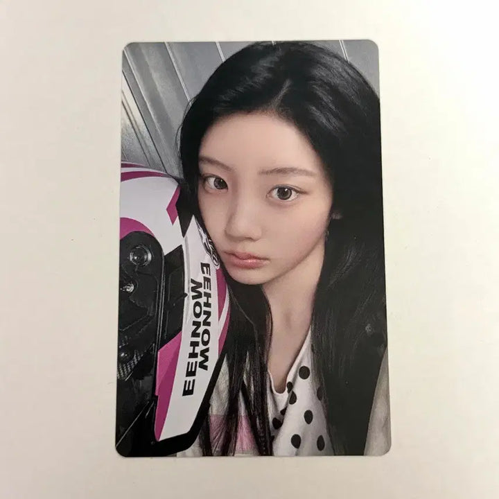 [BUNJANG] ILLIT Wonhee NOT YET 1ST WINNIE Photocard / 아일릿 원희 낫큐트애니모어 위버스 앨범 포카 양도
