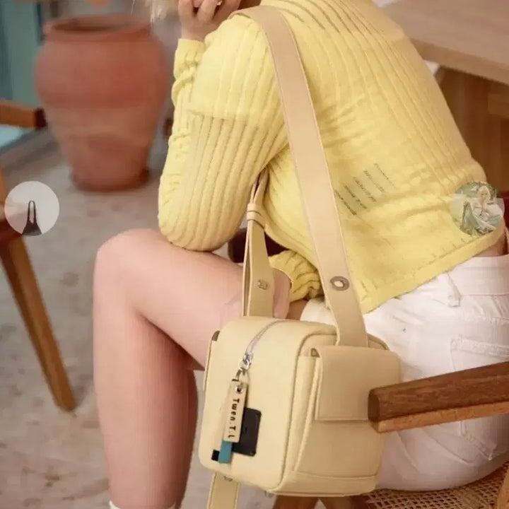 [BUNJANG] TWELVE TWELVE Puppy (Middle) Square Crossbody Camera Bag / 트웬티엘 퍼피(미들) 스퀘어 크로스백 카메라백