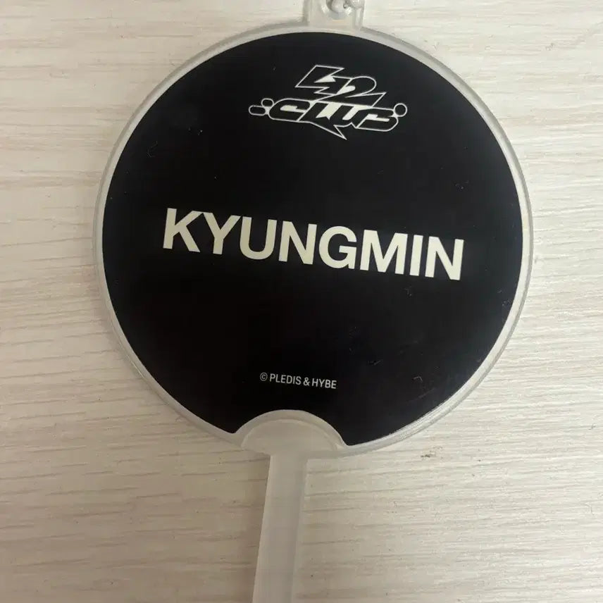 [BUNJANG] TWS 42Club Kyungmin Uchi Tour Lucky Draw Keychain / 공굿덤 최저가 급처ㅜ42클럽 경민 우치와 키링 투어스 럭드