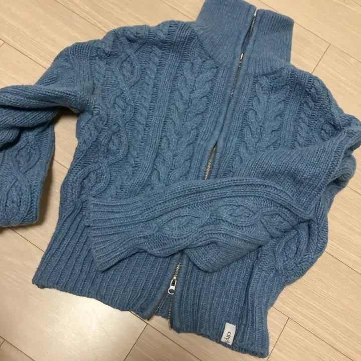 [BUNJANG] CITYBREEZE Blue Two-Way Knit Zip-Up / 씨티브리즈 블루 투웨이 니트 집업