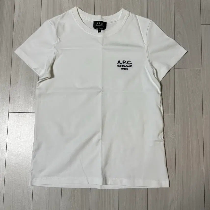 [BUNJANG] A.P.C. White Logo T-Shirt Size S / A.P.C. 화이트 로고 반팔 티셔츠 S