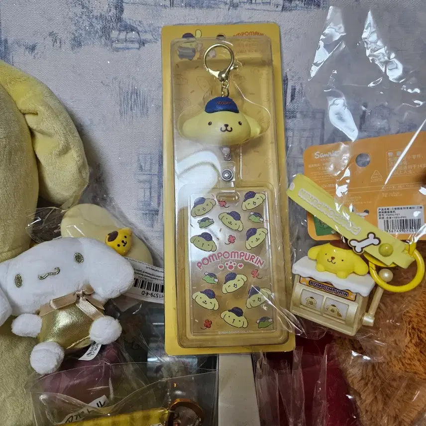 [BUNJANG] Sanrio Pompompurin Plush Toy &amp; Goods Bundle Set / 산리오 폼폼푸린 인형 &amp; 굿즈 일괄