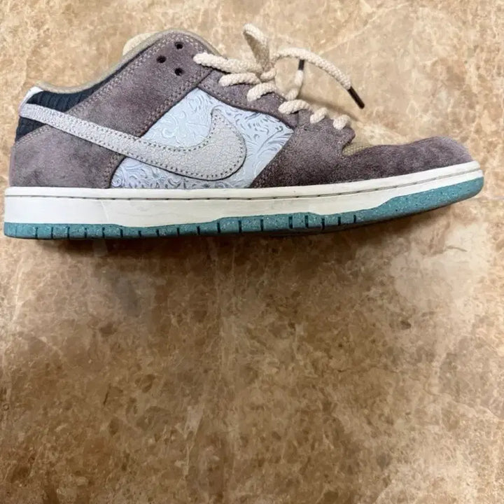 [BUNJANG] Nike SB Dunk Low Pro Big Money Saving Sneakers / 나이키 SB 덩크 로우 프로 빅 머니 세이빙