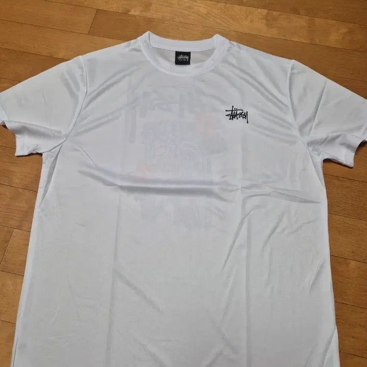 [BUNJANG] Stussy White Short Sleeve T-Shirt / [새상품] 스투시 흰색 반팔 티셔츠