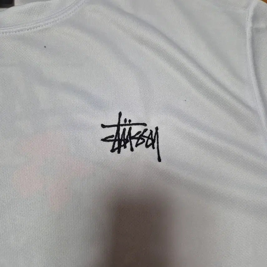 [BUNJANG] Stussy White Short Sleeve T-Shirt / [새상품] 스투시 흰색 반팔 티셔츠