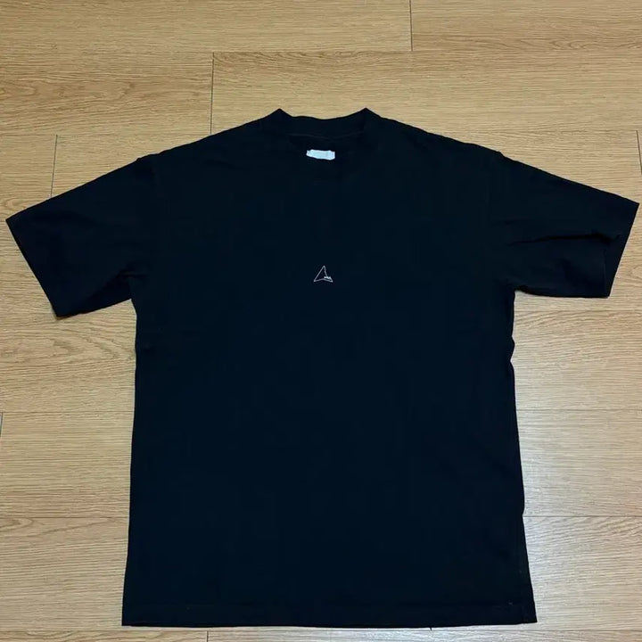 [BUNJANG] Roa Hiking T-shirt Black / 로아 하이킹 티셔츠 블랙 반팔티