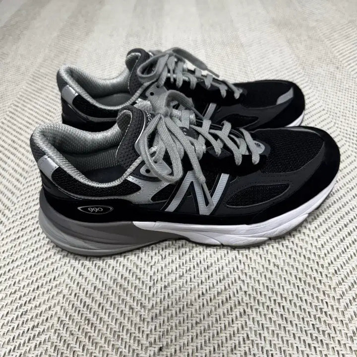 [BUNJANG] New Balance 990 V6 Black/White / (255)뉴발란스 990 V6 블랙/화이트