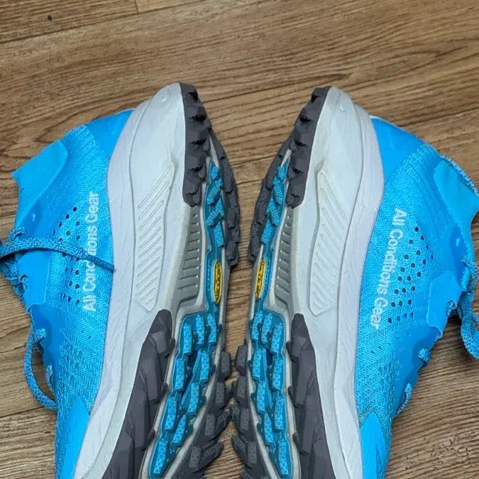 [BUNJANG] ACG Japanese Made Trail Running Shoes Size 260 / ACG 제가마  트레일