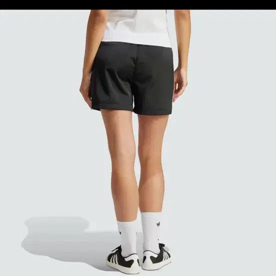 [BUNJANG] Adidas Firebird Short Pants Black Size M / 아디다스 파이어버드 숏팬츠 블랙 M사이즈
