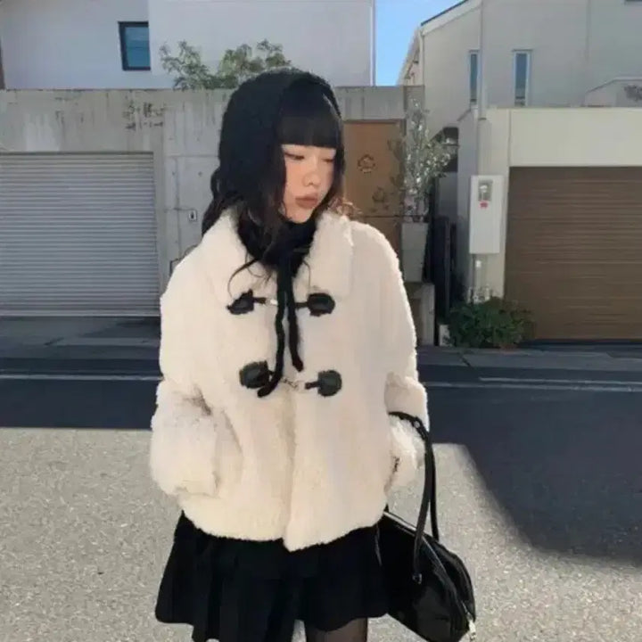 [BUNJANG] Anny One More Milca Duffle Fleece Quilted Short Coat Fur Jacket / 애니원모어 밀카 더플 양털 누빔 숏 코트 퍼자켓 클립