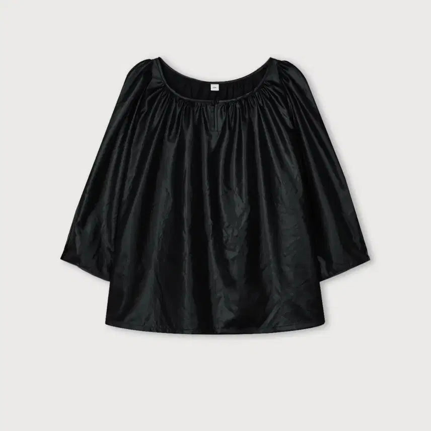 [BUNJANG] Ethos Glossy Round Neck Blouse Black / (새상품) 에토스 글로시 라운드 넥 블라우스 블랙