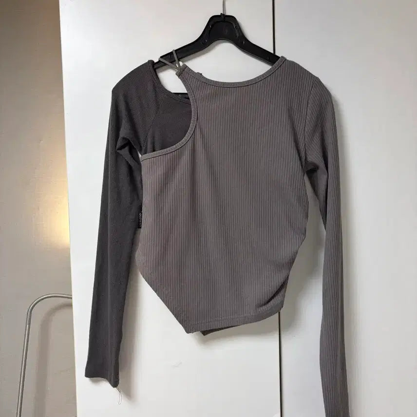 [BUNJANG] Glony Miller Cut Long Sleeve / 글로니 밀러컷 롱슬리브