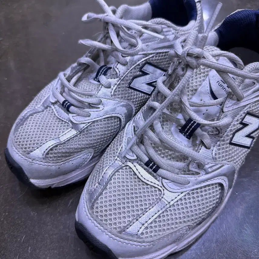 [BUNJANG] New Balance 530 White Silver Navy Sneakers 245 / 뉴발란스 530 화이트 실버 네이비 스니커즈 245