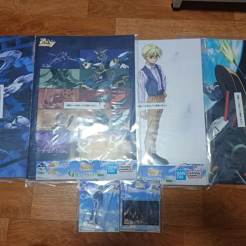 [BUNJANG] Ichiban Kuji Gundam Poster &amp; Acrylic Stand Set / 제일복권 건담 포스터 아크릴스탠드 6종 일괄