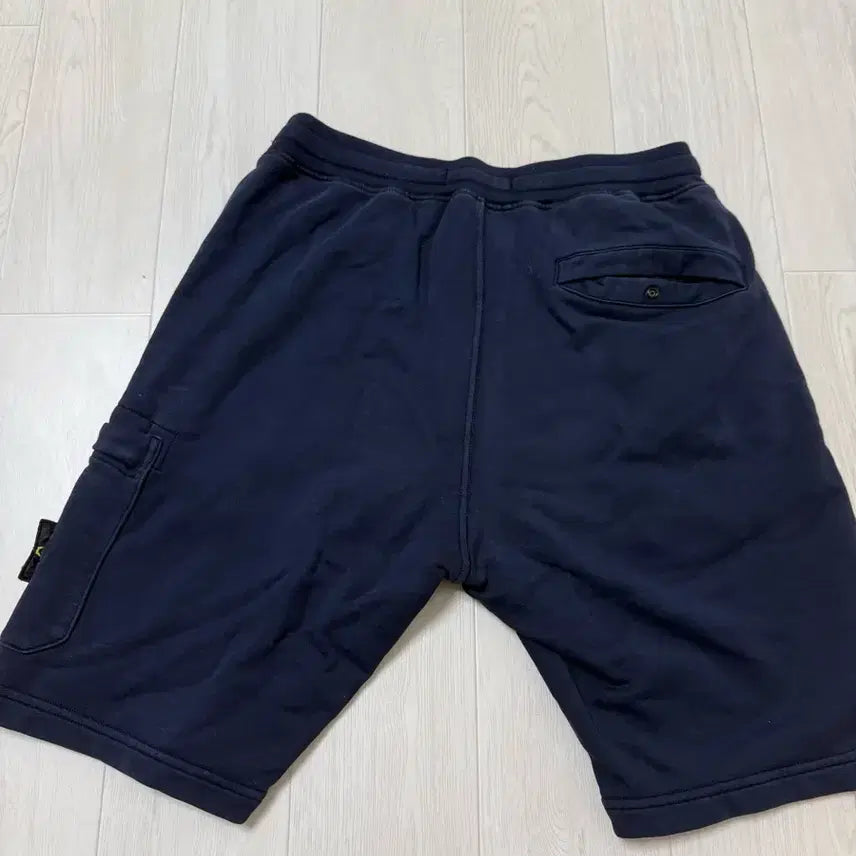[BUNJANG] Stone Island Cargo Sweat Shorts Navy Size S / 스톤아일랜드 반바지 S사이즈 팝니다