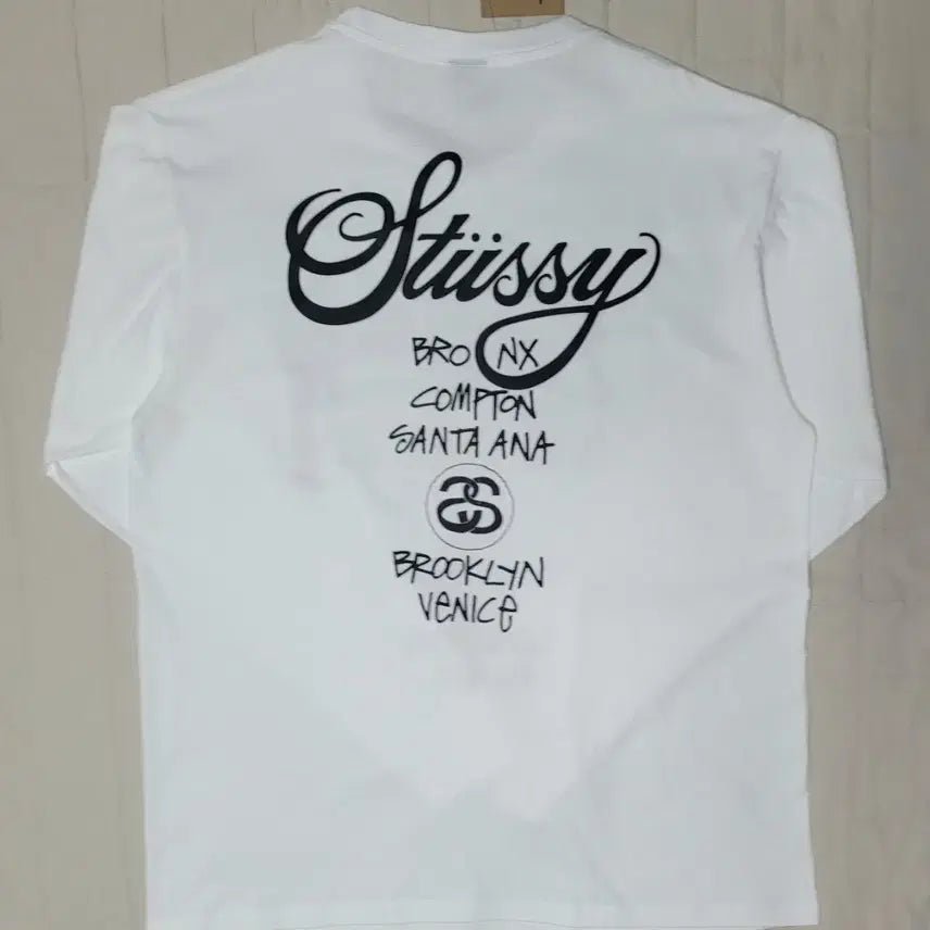 [BUNJANG] Stussy World Tour Long Sleeve T-Shirt White/Black XL / [새 상품] 스투시 월드투어 화이트/블랙 롱슬리브 XL