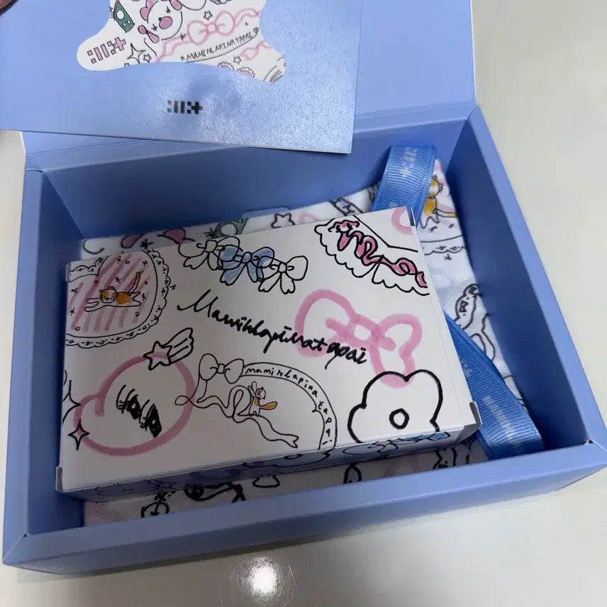 [BUNJANG] ILLIT Ceramic Gua Sha Object Album Unsealed / 아일릿 괄사 세라믹 오브제 앨범 개봉