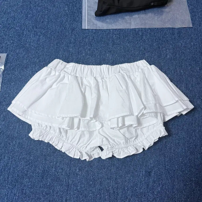 [BUNJANG] Khaki Point Cancan Skirt Pants (Ivory) / 카키포인트 Cancan Skirt Pants (ivory)