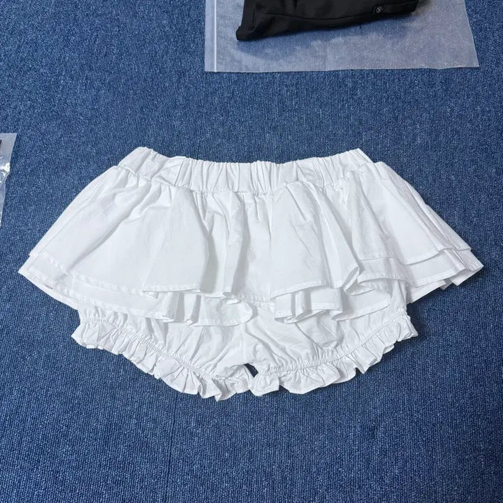 [BUNJANG] Khaki Point Cancan Skirt Pants (Ivory) / 카키포인트 Cancan Skirt Pants (ivory)