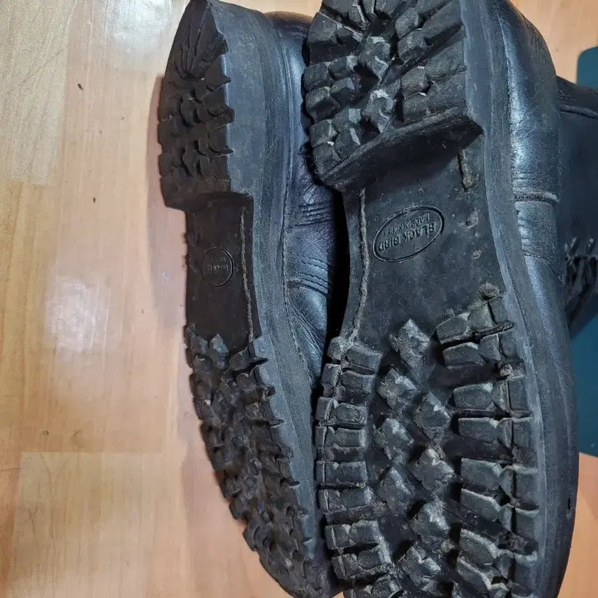 [BUNJANG] US Military Combat Boots Black Size 10R / 미군 군화 (10R, 검정)