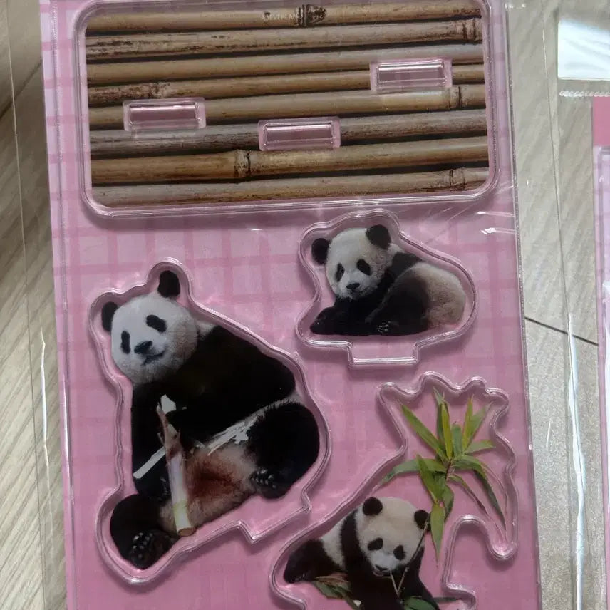 [BUNJANG] Bao Family Panda Acrylic Stand / 바오 패밀리 판다 아크릴 스탠드 판매합니다