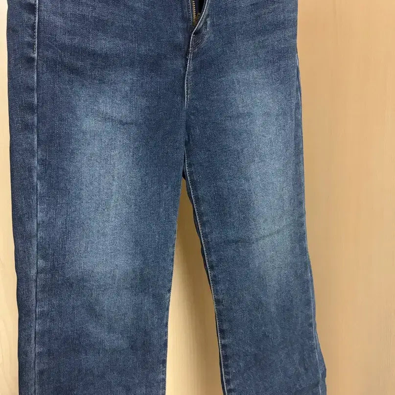[BUNJANG] Guess Flared Lined Denim Jeans / 게스 기모 청바지