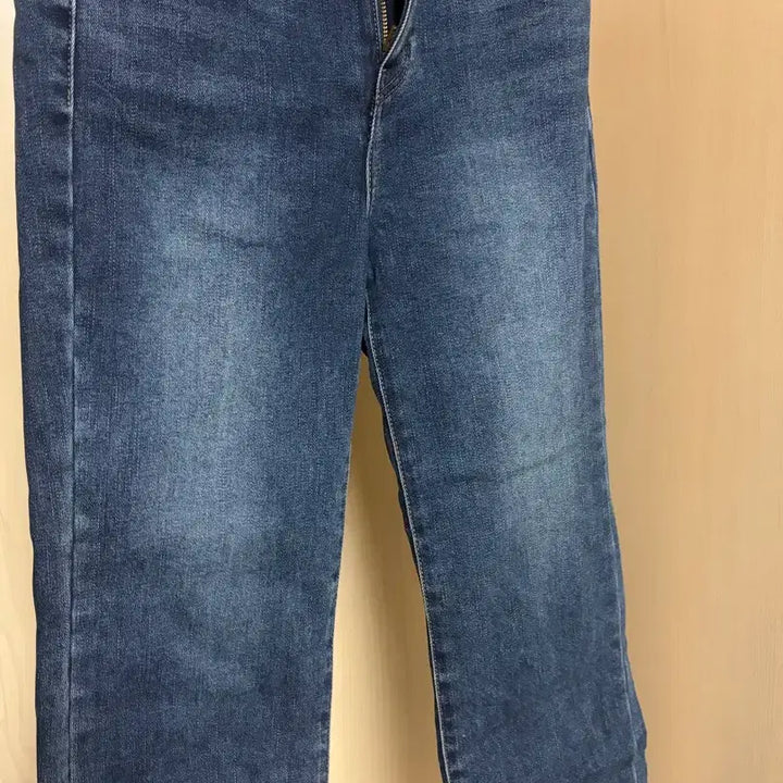 [BUNJANG] Guess Flared Lined Denim Jeans / 게스 기모 청바지