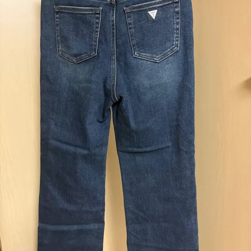 [BUNJANG] Guess Flared Lined Denim Jeans / 게스 기모 청바지
