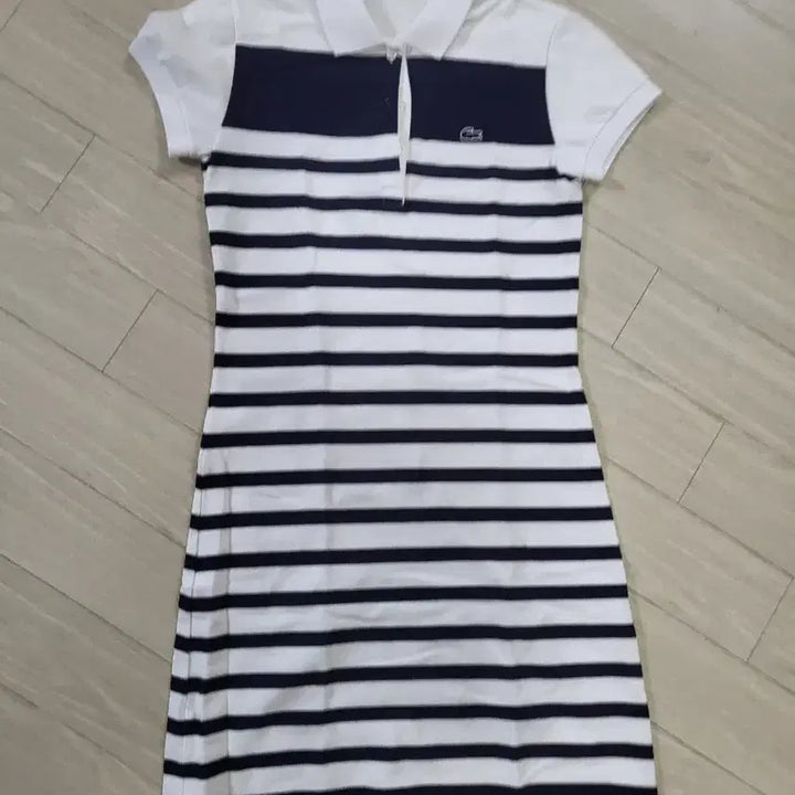 [BUNJANG] Lacoste Striped Collar Dress / 라코스테 스트라이프 카라 원피스