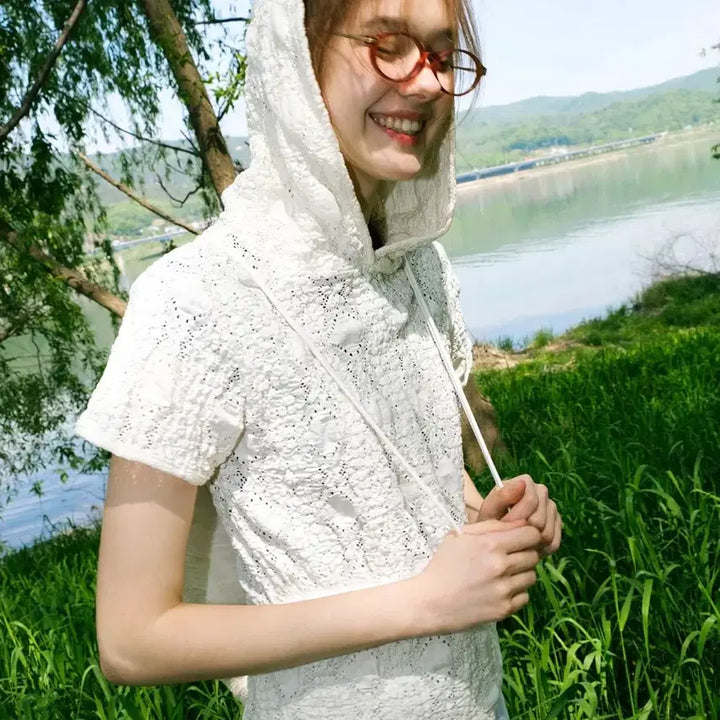 [BUNJANG] Festo Lace Hoodie Dove / 페스토 레이스 후디 도브